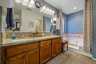 1121 Raymond Dr, Modesto, CA 95351 - Photo 22