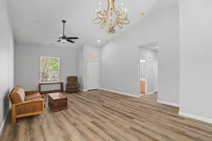 733 W Main St, Winters, CA 95694 - Photo 10