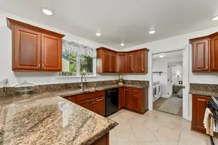 4285 65th St, Sacramento, CA 95820 - Photo 12