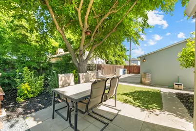 4285 65th Street, Sacramento, CA 95820 - Photo 44