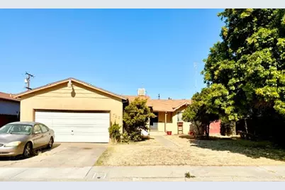 733 Vermont, Los Banos, CA 93635 - Photo 1