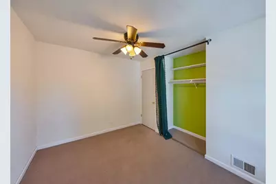 506 Roundtree Court, Sacramento, CA 95831 - Photo 22