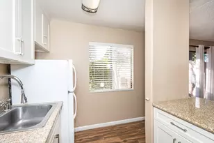 820 E Woodside Ln, Sacramento, CA 95825 - Photo 30