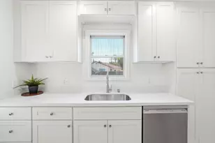 5308 S St, Sacramento, CA 95819 - Photo 14