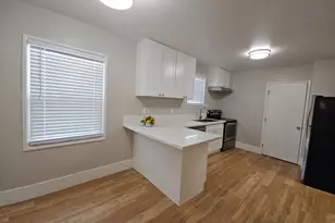 2017 30th St, Sacramento, CA 95817 - Photo 6