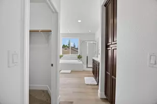 9837 Lois Stiltner Ct, Elk Grove, CA 95624 - Photo 54