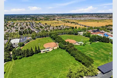 6895 Romanzo Way, Elk Grove, CA 95758 - Photo 38