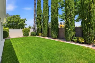 6895 Romanzo Way, Elk Grove, CA 95758 - Photo 30