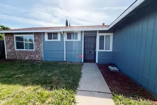6260 Sunrise S Dr, Sacramento, CA 95824 - Photo 2