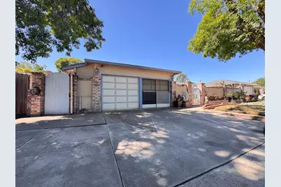 1422 Oakwood Drive, Modesto, CA 95350 - Photo 66