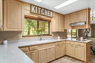 15886 Gibboney Ln, Grass Valley, CA 95949 - Photo 2