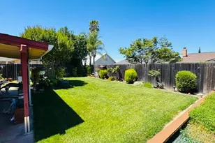 9031 Bolt Ct, Sacramento, CA 95826 - Photo 32
