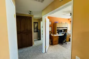 9031 Bolt Ct, Sacramento, CA 95826 - Photo 16