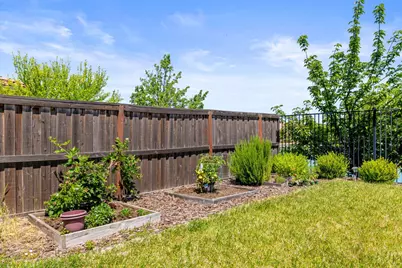 526 Lentini Way, Sacramento, CA 95834 - Photo 60