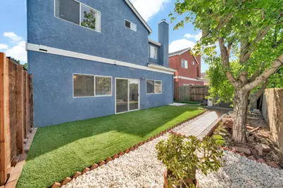 5045 N Laguna Drive, Sacramento, CA 95823 - Photo 4