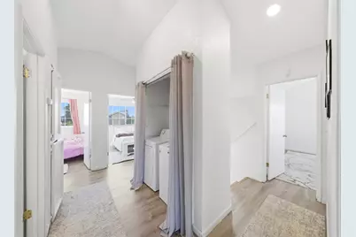 5045 N Laguna Drive, Sacramento, CA 95823 - Photo 32