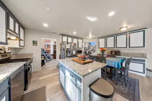 5560 Landon Ln, Riverbank, CA 95367 - Photo 8