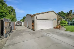 7307 Coral Ln, Stockton, CA 95207 - Photo 2