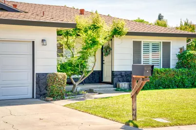 346 Oregon St, Ripon, CA 95366 - Photo 8