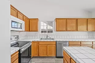 5220 Avante Ln, Salida, CA 95368 - Photo 14