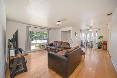 8928 Truman Street, Elk Grove, CA 95624 - Photo 16