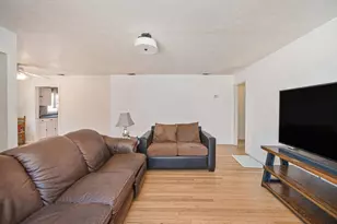 8928 Truman St, Elk Grove, CA 95624 - Photo 18