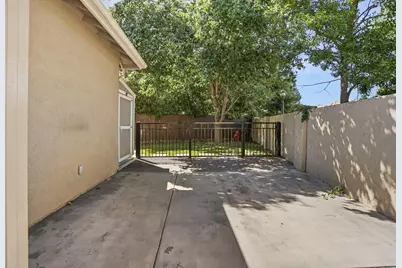 4001 Steamboat Cove Lane, Stockton, CA 95219 - Photo 54