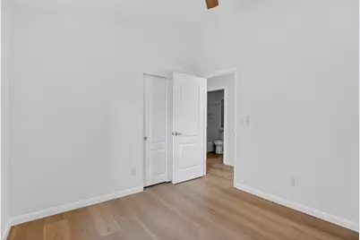 2313 Dinwiddie Way, Elk Grove, CA 95758 - Photo 22
