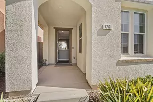 1761 N Breezy Meadow Dr, Sacramento, CA 95834 - Photo 2
