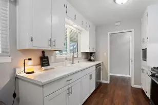 1518 Carverwood Dr, Modesto, CA 95350 - Photo 8