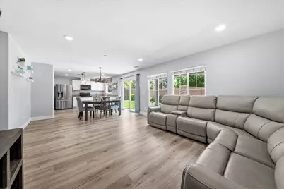4325 Gentry Way, Rocklin, CA 95677 - Photo 4