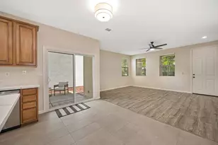 2888 Mojave Dr, West Sacramento, CA 95691 - Photo 12