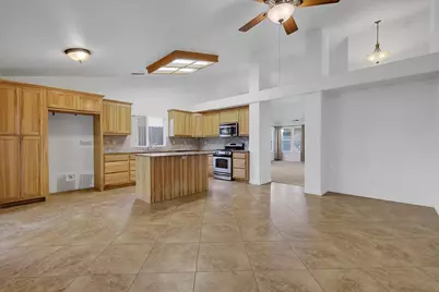 2270 Meadowland Court, Lincoln, CA 95648 - Photo 12