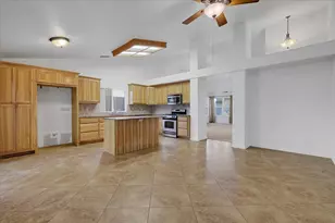 2270 Meadowland Ct, Lincoln, CA 95648 - Photo 12