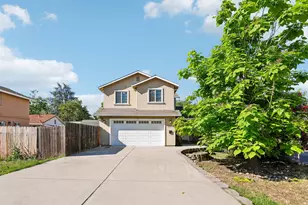3870 Pine St, Rocklin, CA 95677 - Photo 2
