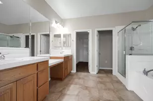 15015 Torrey Pines Cir, Chowchilla, CA 93610 - Photo 10