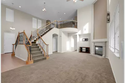 15015 Torrey Pines Circle, Chowchilla, CA 93610 - Photo 18