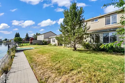 15015 Torrey Pines Circle, Chowchilla, CA 93610 - Photo 16