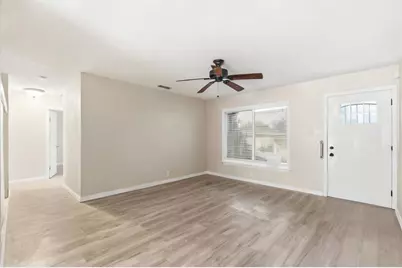 4056 Cornelia Way, North Highlands, CA 95660 - Photo 4