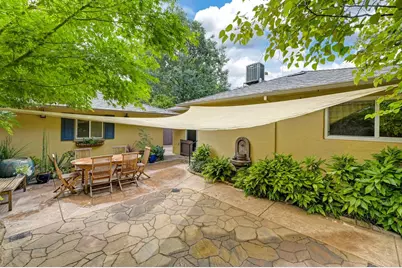 1031 9th Avenue, Sacramento, CA 95818 - Photo 46