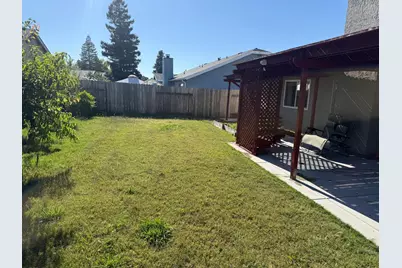 8238 Visalia Way, Sacramento, CA 95828 - Photo 18