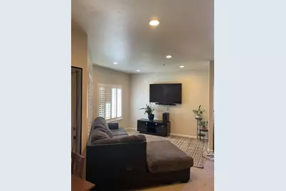 4200 E Commerce Way #2023, Sacramento, CA 95834 - Photo 6