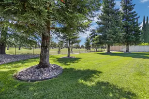 10764 N Elkhorn Dr, Stockton, CA 95209 - Photo 54