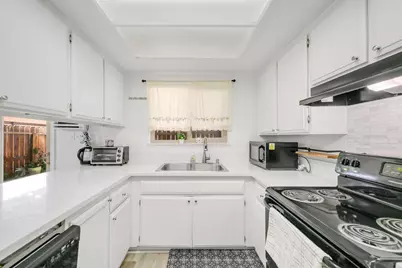3584 Larchmont Square Lane, Sacramento, CA 95821 - Photo 18