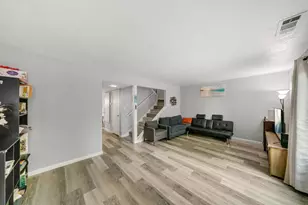 3584 Larchmont Square Ln, Sacramento, CA 95821 - Photo 8
