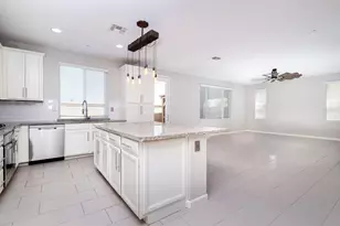 9733 Tribeca Dr, Sacramento, CA 95829 - Photo 6