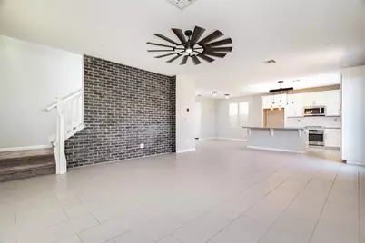 9733 Tribeca Drive, Sacramento, CA 95829 - Photo 10