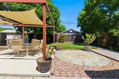 1755 Oxford Way, Stockton, CA 95204 - Photo 34