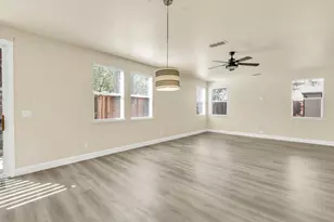 4909 Winamac Dr, Sacramento, CA 95835 - Photo 10