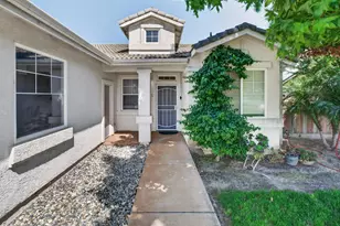 3298 Summer Creek Dr, Turlock, CA 95382 - Photo 4